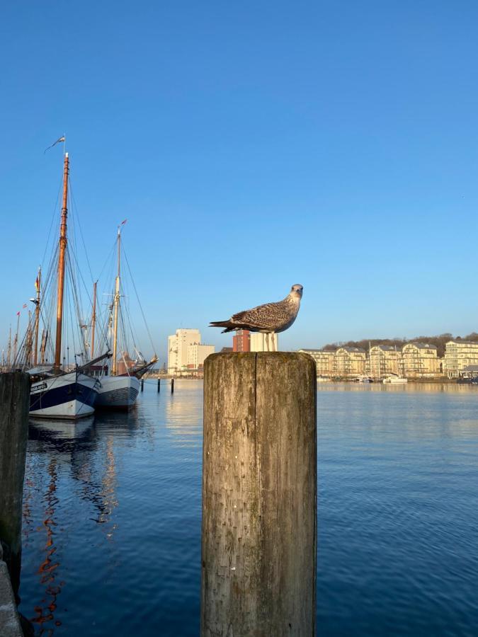 Zentrumsnahe Schoene Altbauwohnung Bis 4 Personen Flensburg Zewnętrze zdjęcie